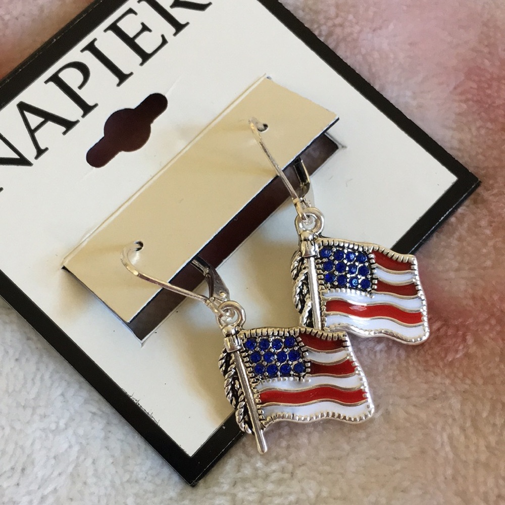 American Flag Pierced Earrings by Napier NWT - Picture 4 of 4